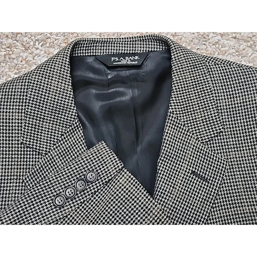 Jos A Bank 40R Silk + Wool Blend Blazer Sport Coat Suit Jacket Black Houndstooth